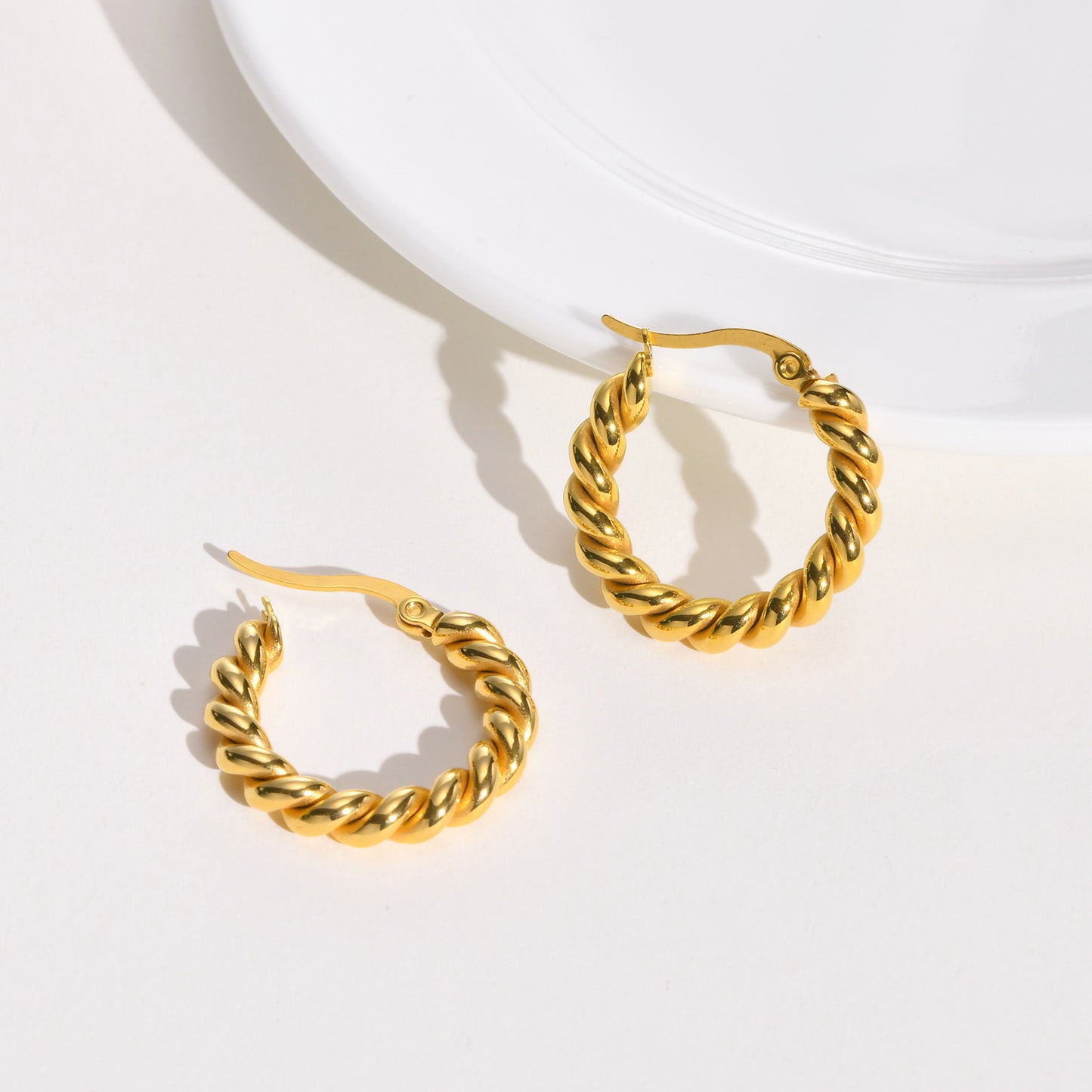 Stainless Steel Twist Earrings Gold Simple Ins Fashion Chic