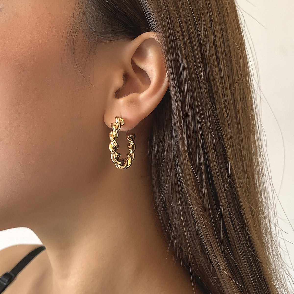 Elegant C-Shaped Metal Earrings with Thread Accent