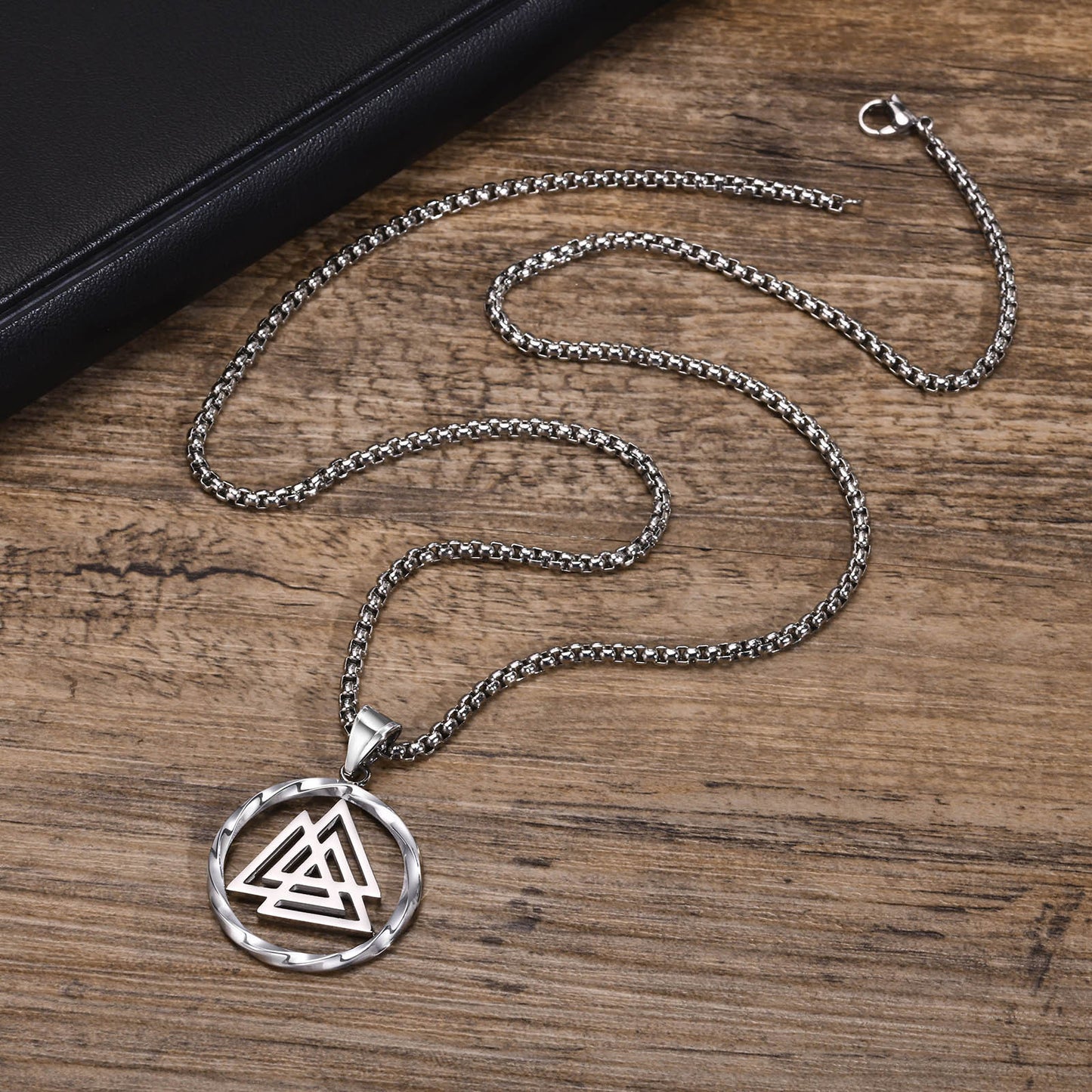 Men's Pendant Necklace Rust Steel Celtic Viking Mobius Symbol