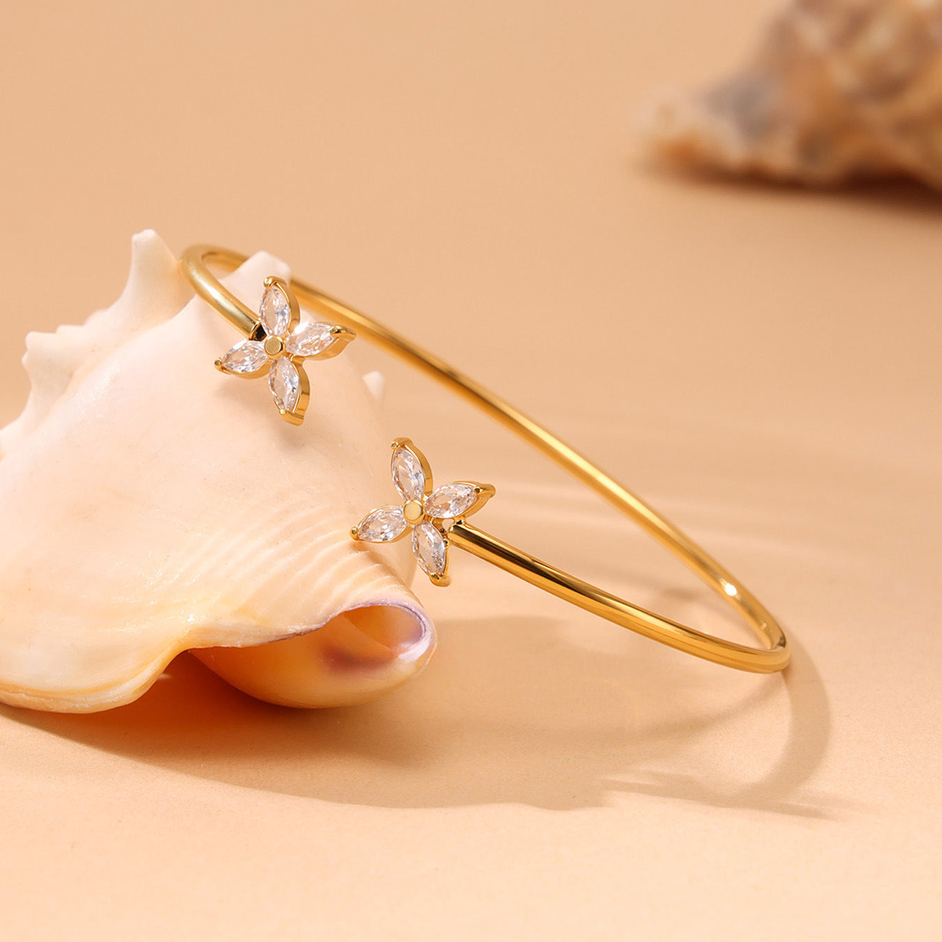 Planderful Ocean Zircon Starfish Bracelet For Her 18K Gold