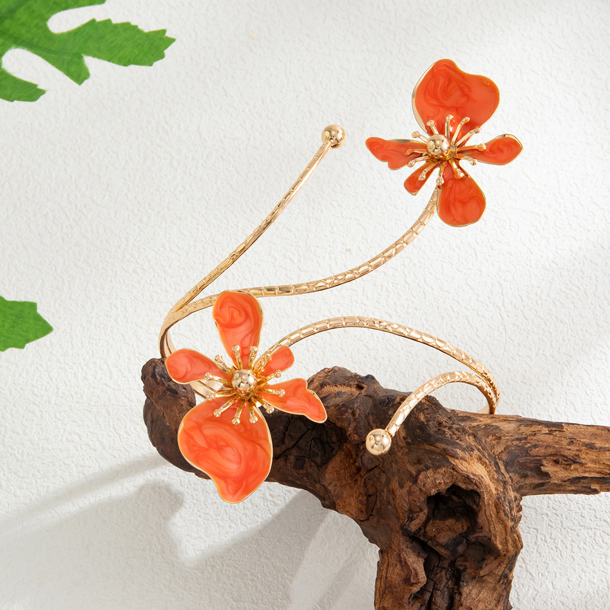 Planderful Vienna Verve Dripping Flower Open Arm Bracelet Adjustable Exotic Petal Winding Jewelry For Women