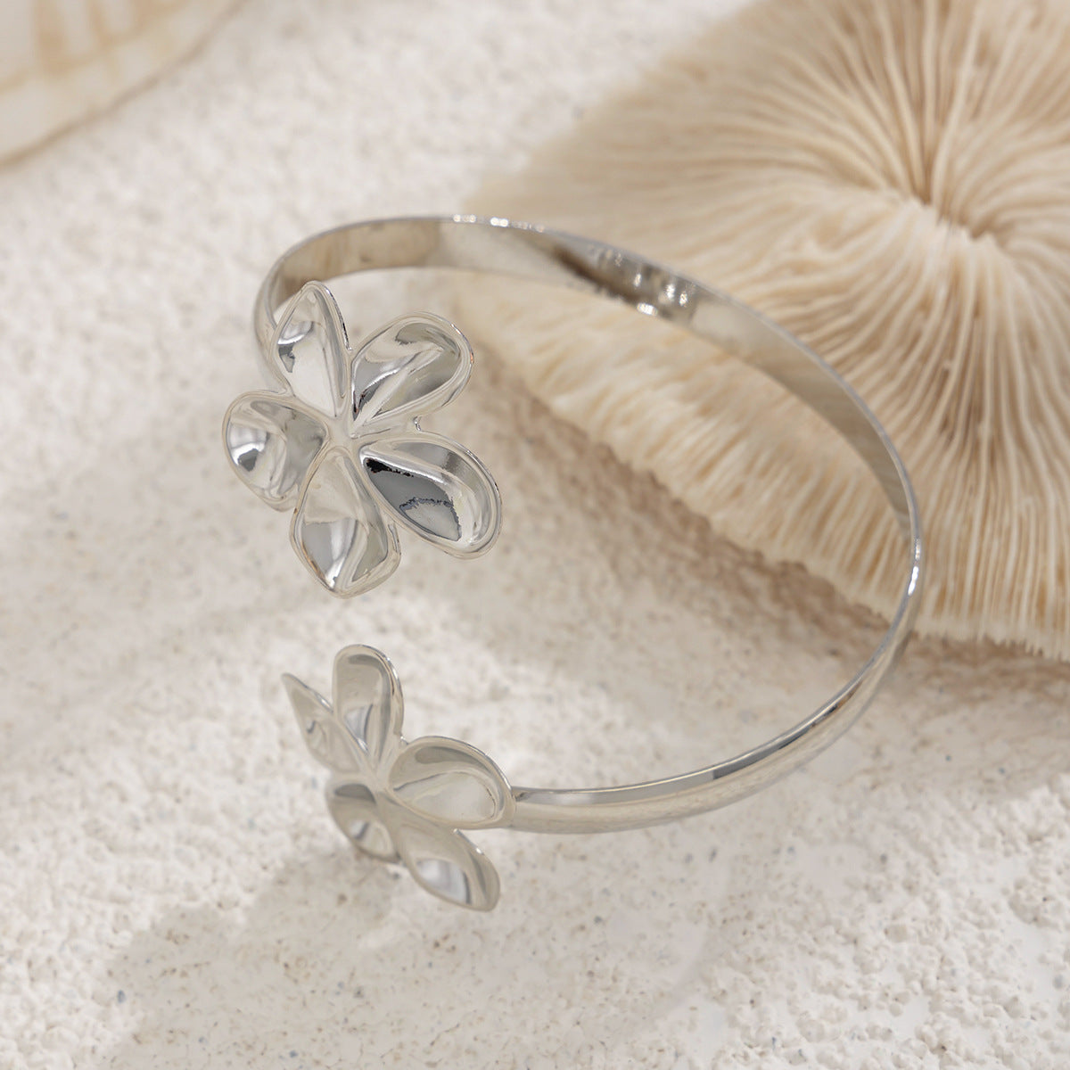 Planderful Vienna Verve Bracelet – Elegant Ocean Inspired Design