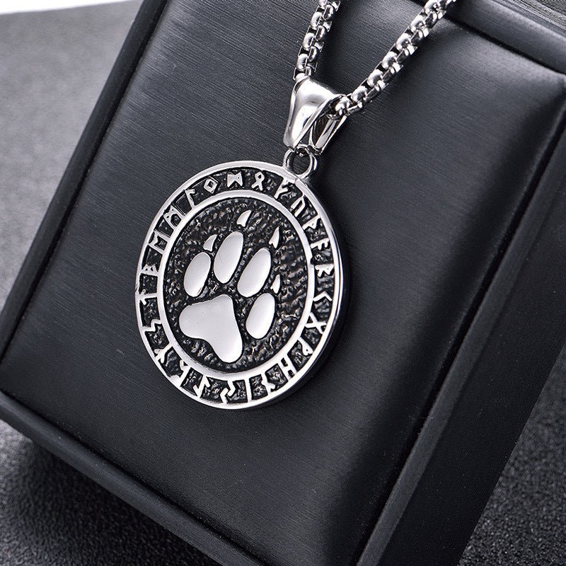 Planderful Bear Pendant Necklace Unisex Nordic Mythology Titanium Steel Bear Paw Motif Rugged Protection