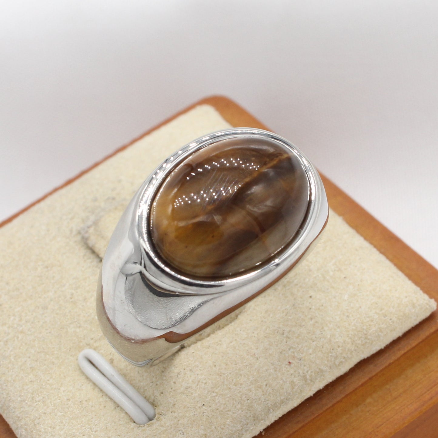 Planderful Titanium Steel Ring For Unisex Oval Stone Design Durable Everyday Wear For Men Women