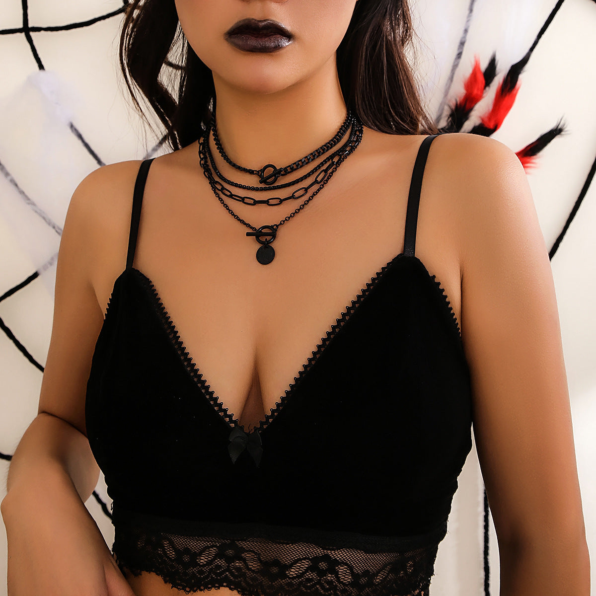 European and American Black Peach Heart Necklace with Hip-hop Spicy Girl Style