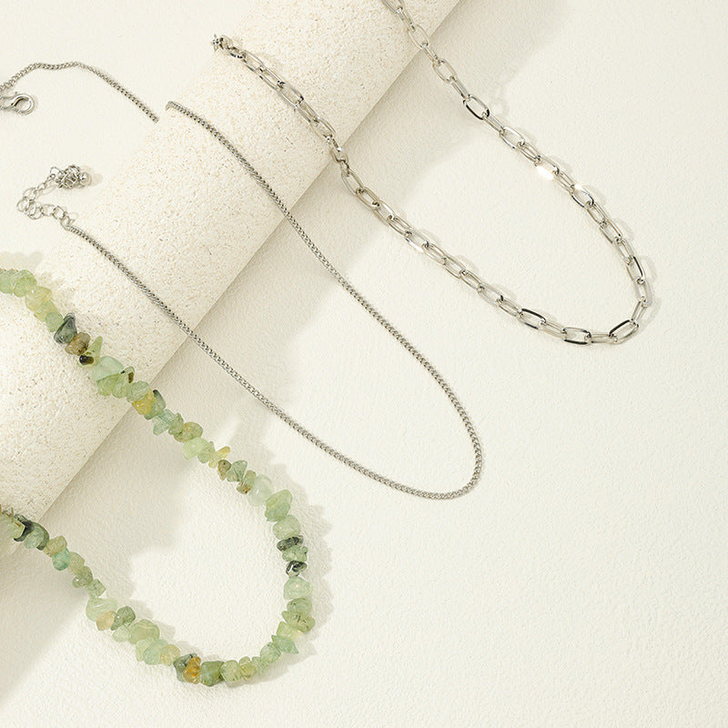 Elegant Vienna Verve Metal Necklace with Three Stones