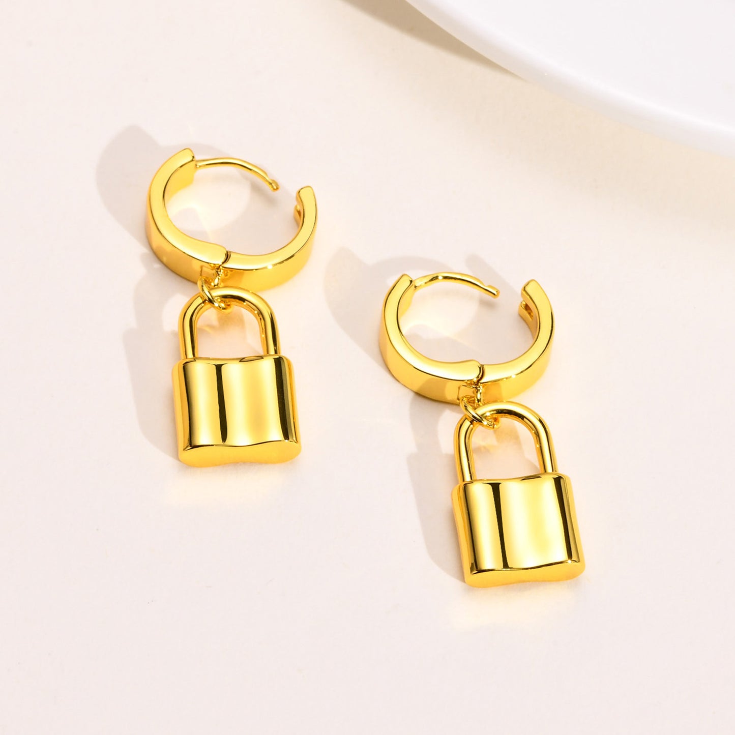 European And American Jewelry Copper Gold Lock Necklace Set