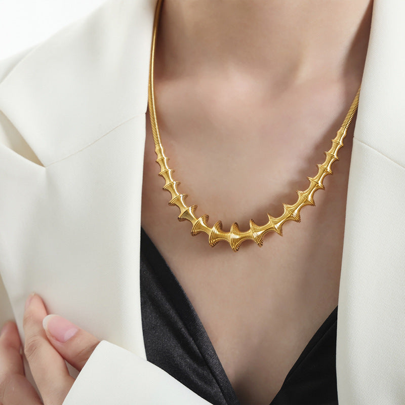 Golden Glow Retro Pendant Necklace for Women by Planderful - Everyday Genie Collection