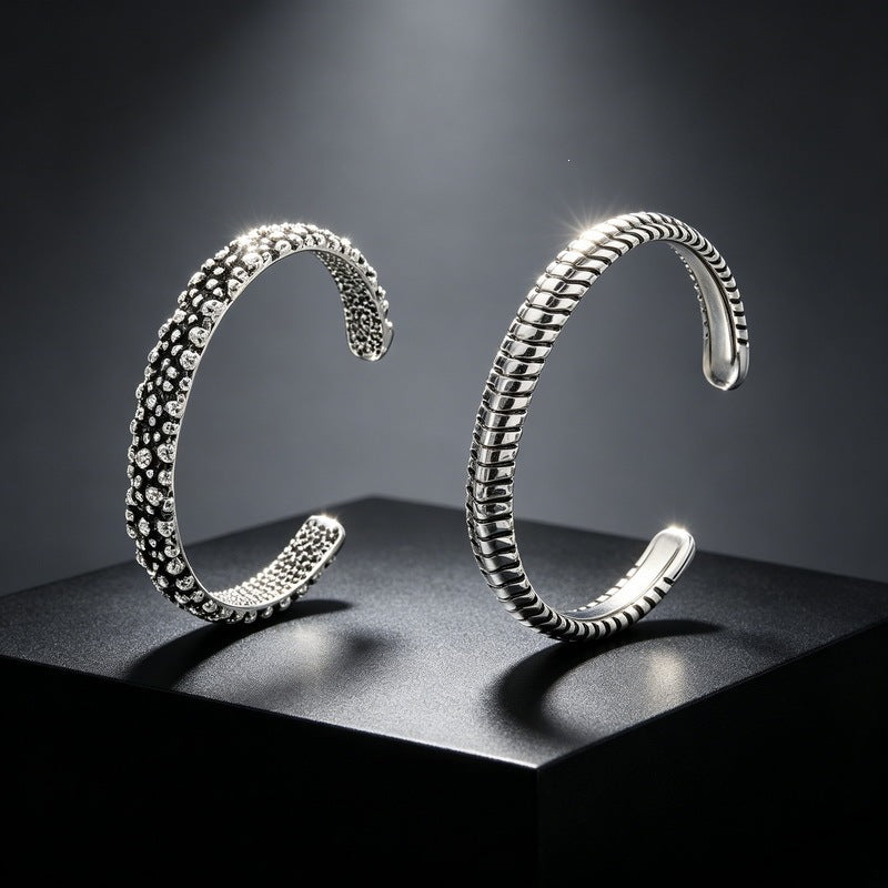 Fish Bone Segmented Texture C-Shaped Bracelet Niche Crescent Scale Serrated Stainless