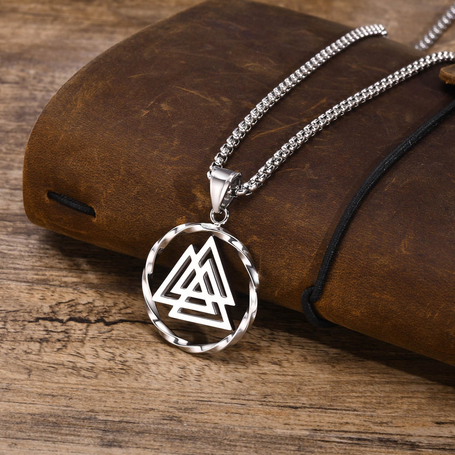 Men's Pendant Necklace Rust Steel Celtic Viking Mobius Symbol