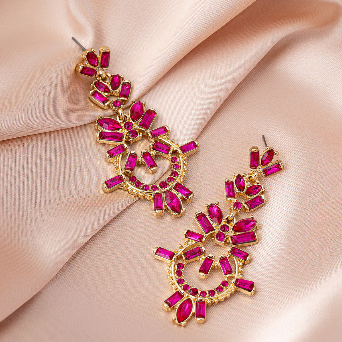 Planderful Vienna Verve Earrings – Luxurious Elegant Design