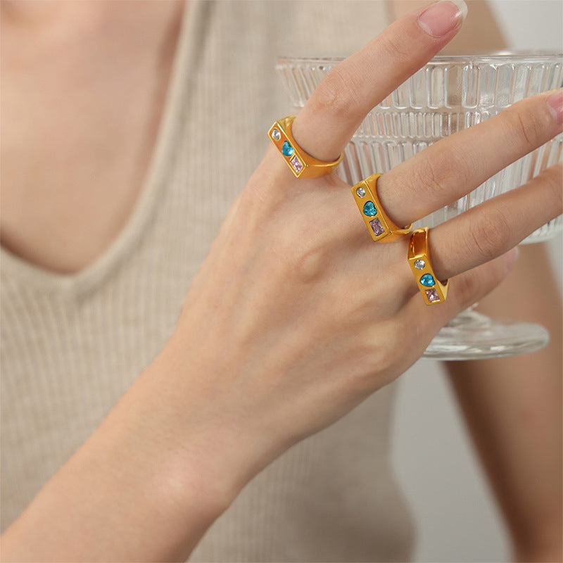 Elegant Heart-Shaped Zircon Gold Ring - Exquisite Titanium Steel Jewelry for Women