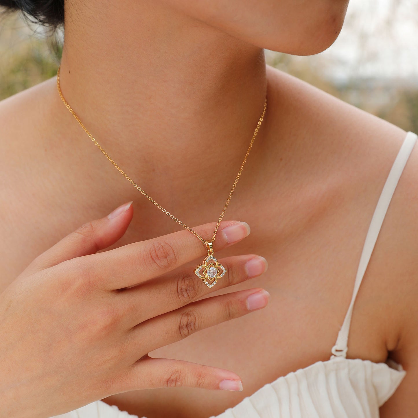 European And American Cross-Border Zircon Flower Necklace