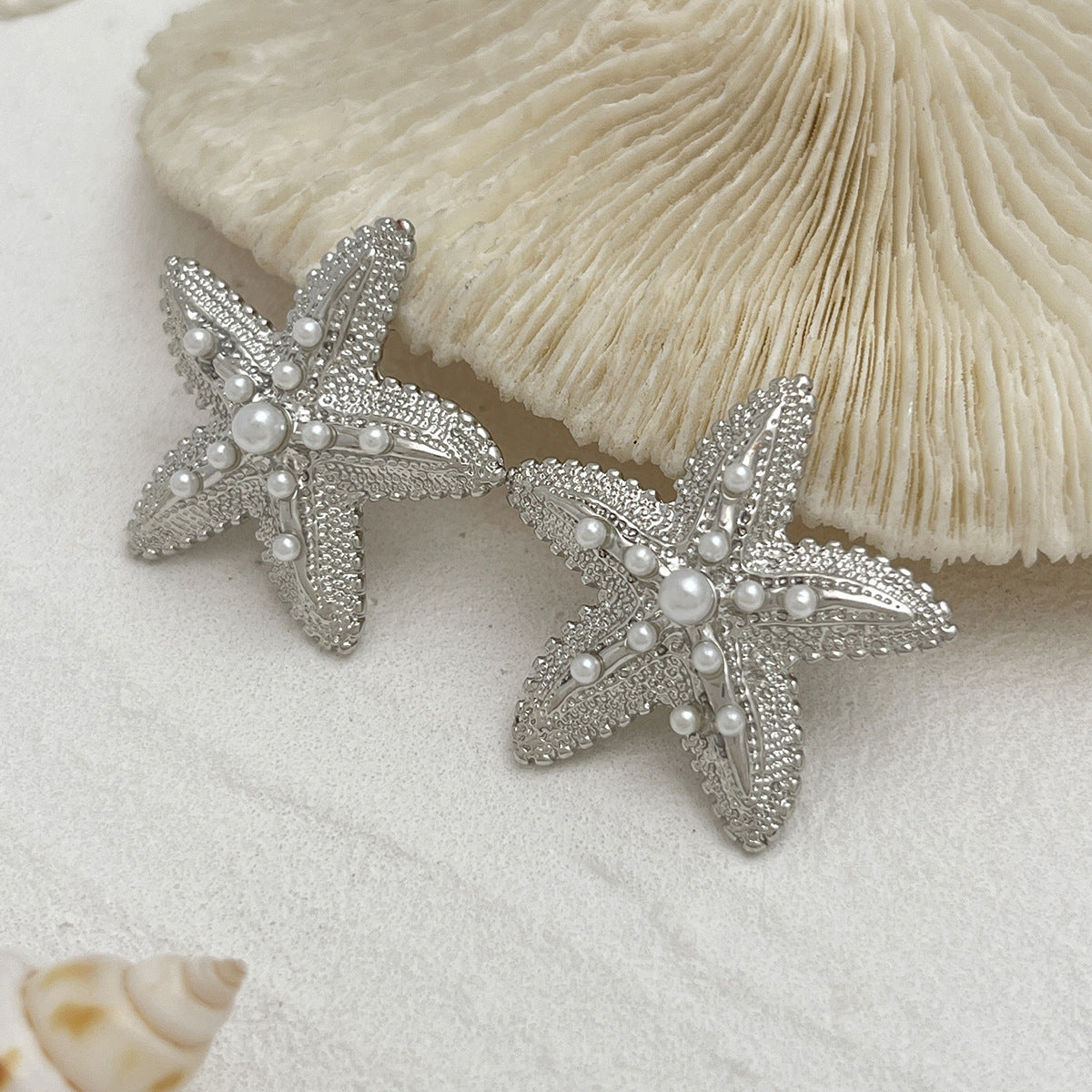 Planderful Vienna Verve Starfish Stud Earrings – Versatile Ocean-Inspired Design