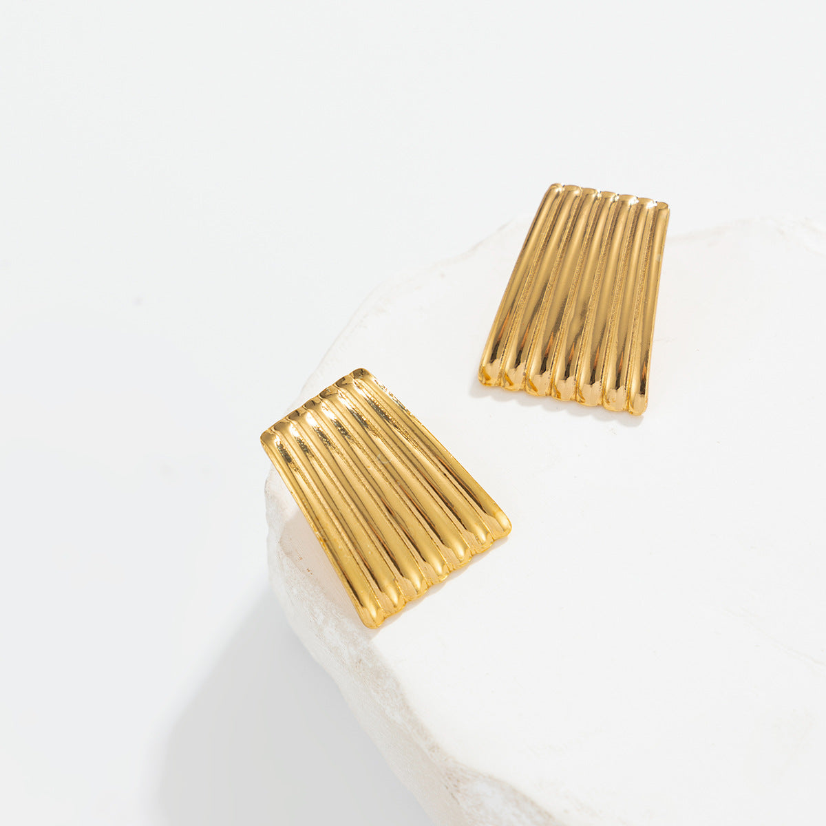 Planderful Stainless Steel Earrings With Glossy Vertical Pattern Geometric Texture For Modern Women