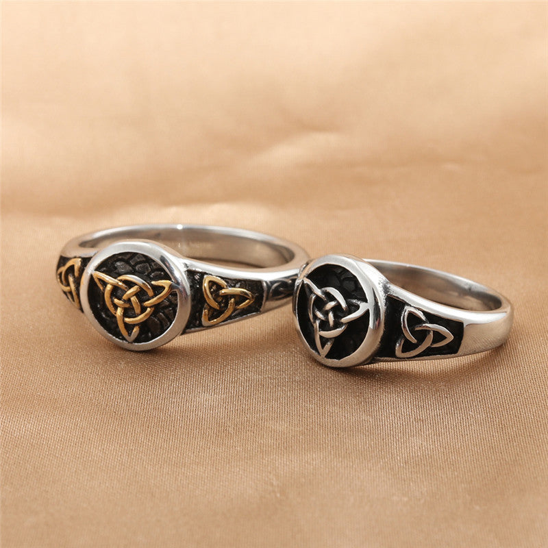 Titanium Steel Irish Flower Ring for Men - Retro Trendy Men's Accessory