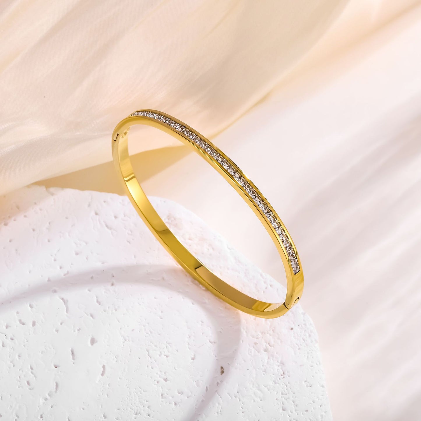 Planderful Jewelry Zircon Encrusted Stainless Steel Bracelet For Women Timeless Sparkle