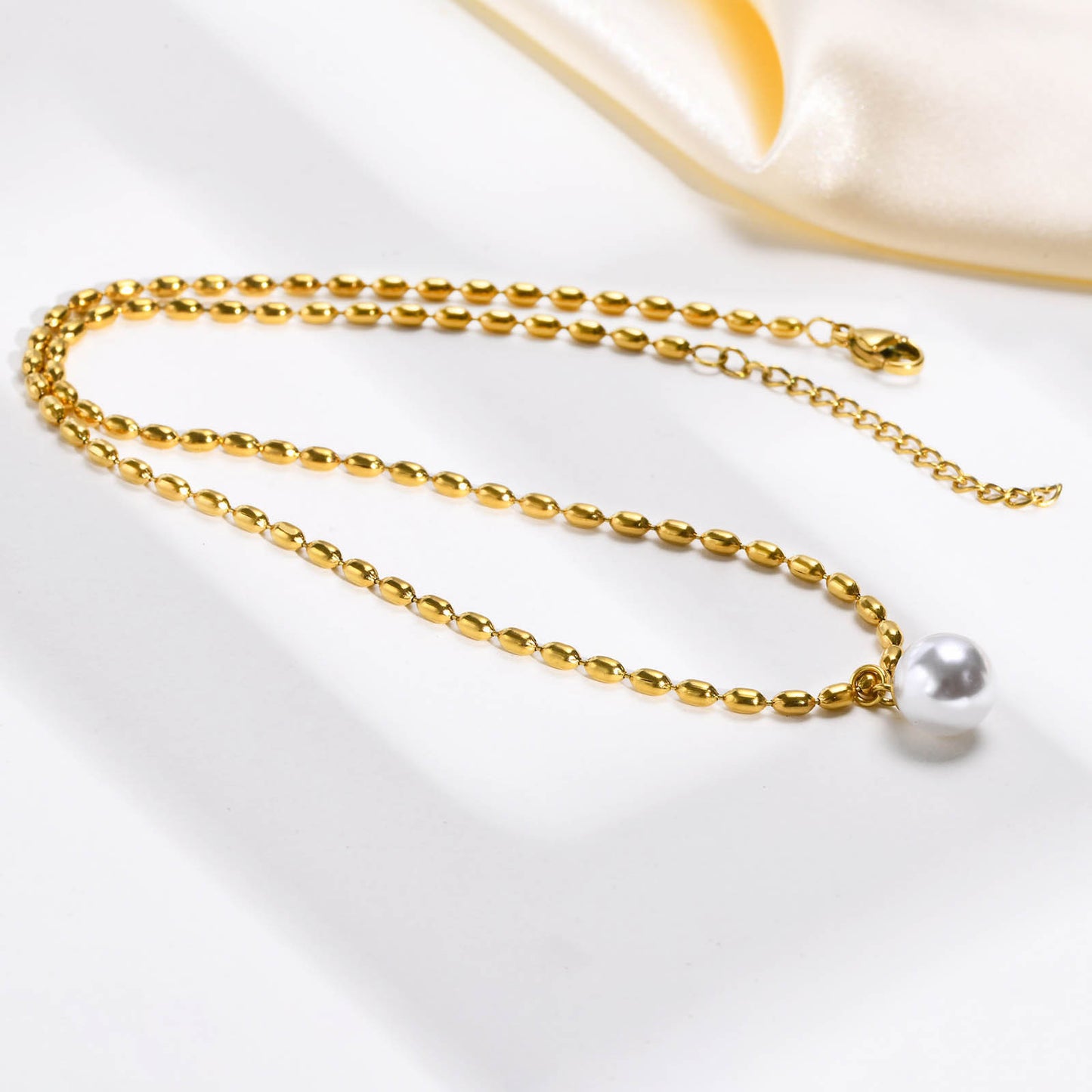 Stainless Steel Imitation Pearl Olive Bead Necklace for Ladies