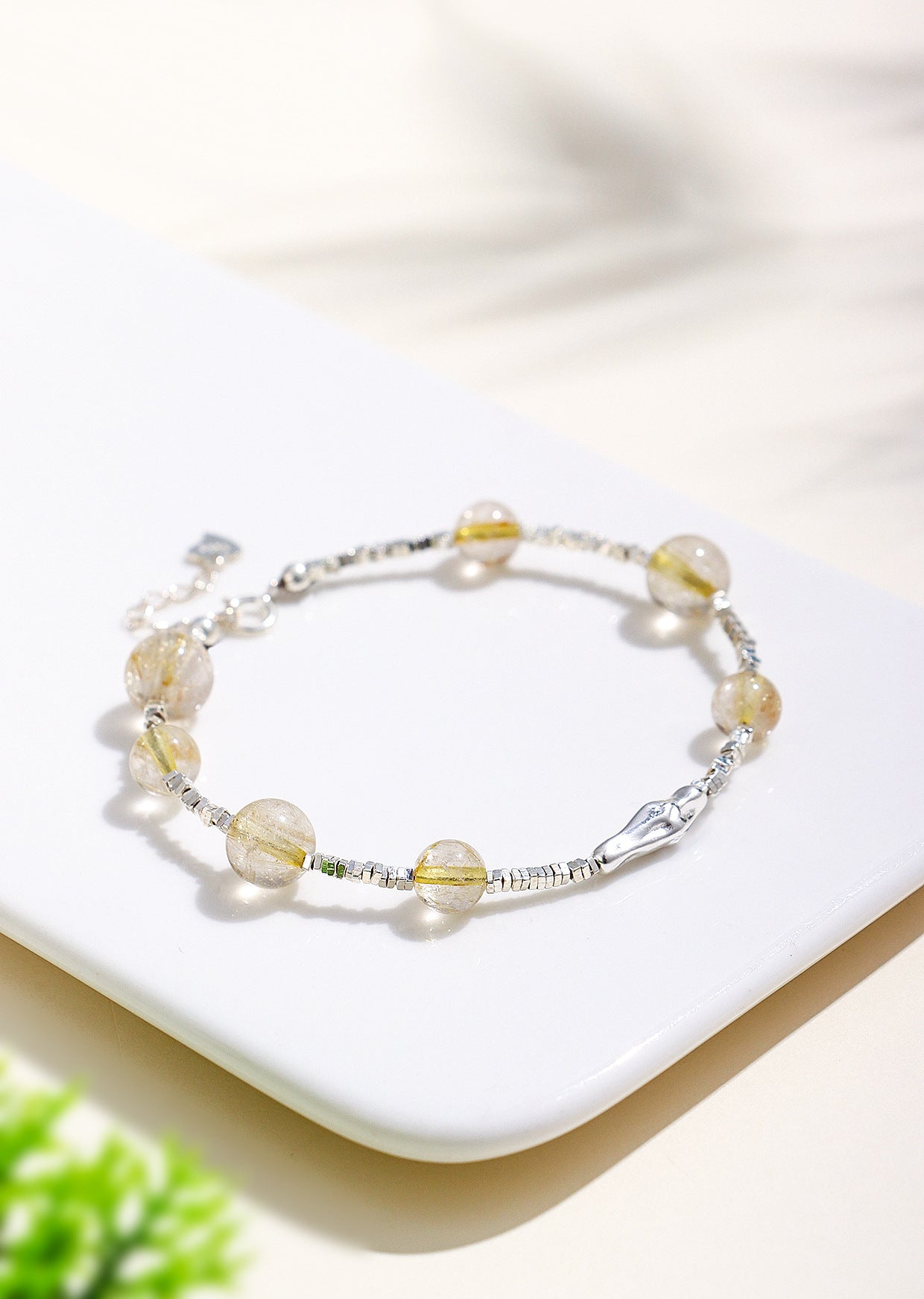Planderful Fortune's Favor Bracelet – Fresh and Sweet Crystal Design