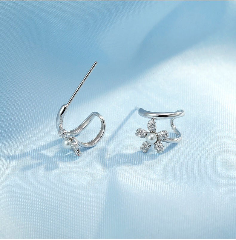 Korean Fashionable Flower Earrings Women's S925 Silver Studs