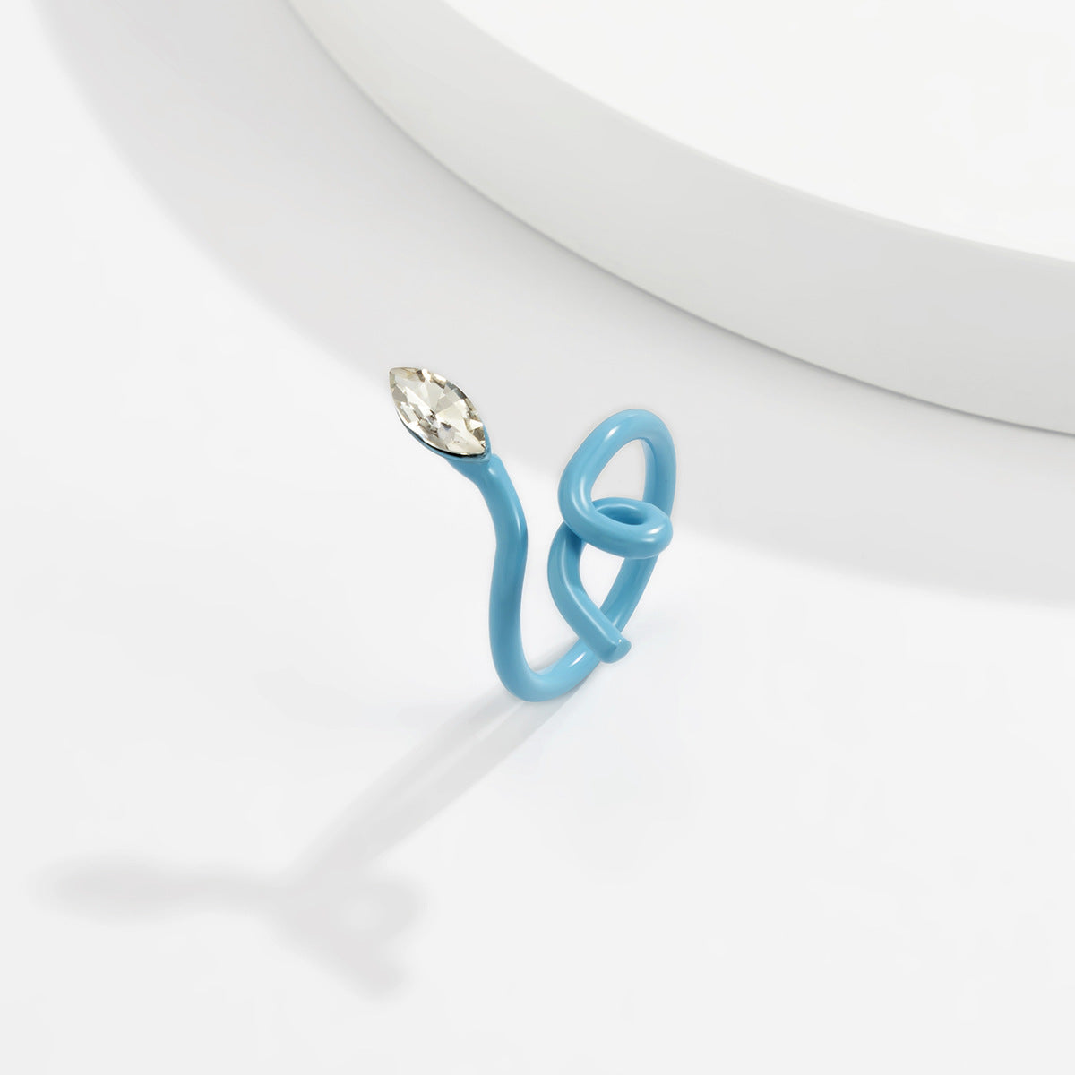 Colorful Crossover Ring with Vienna Vibe