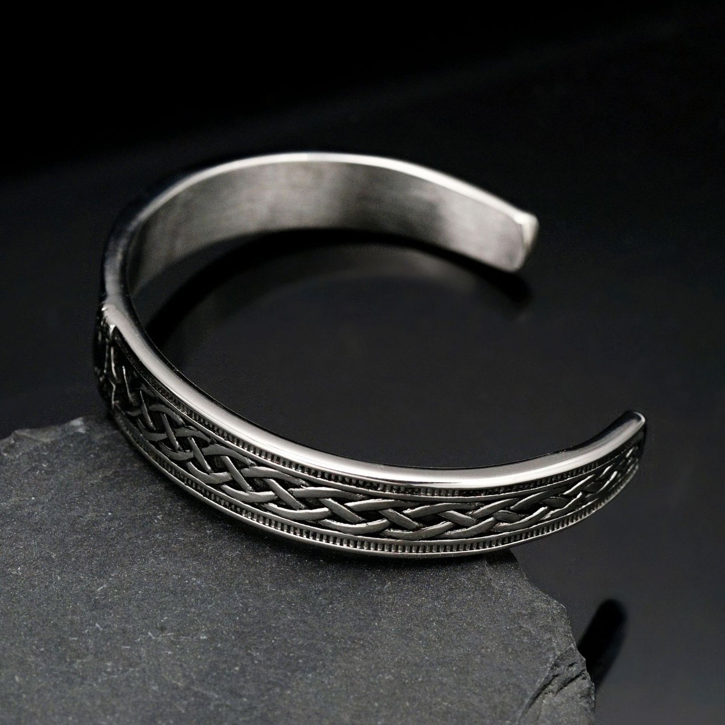 Steel Bracelet – Vintage Nordic Design