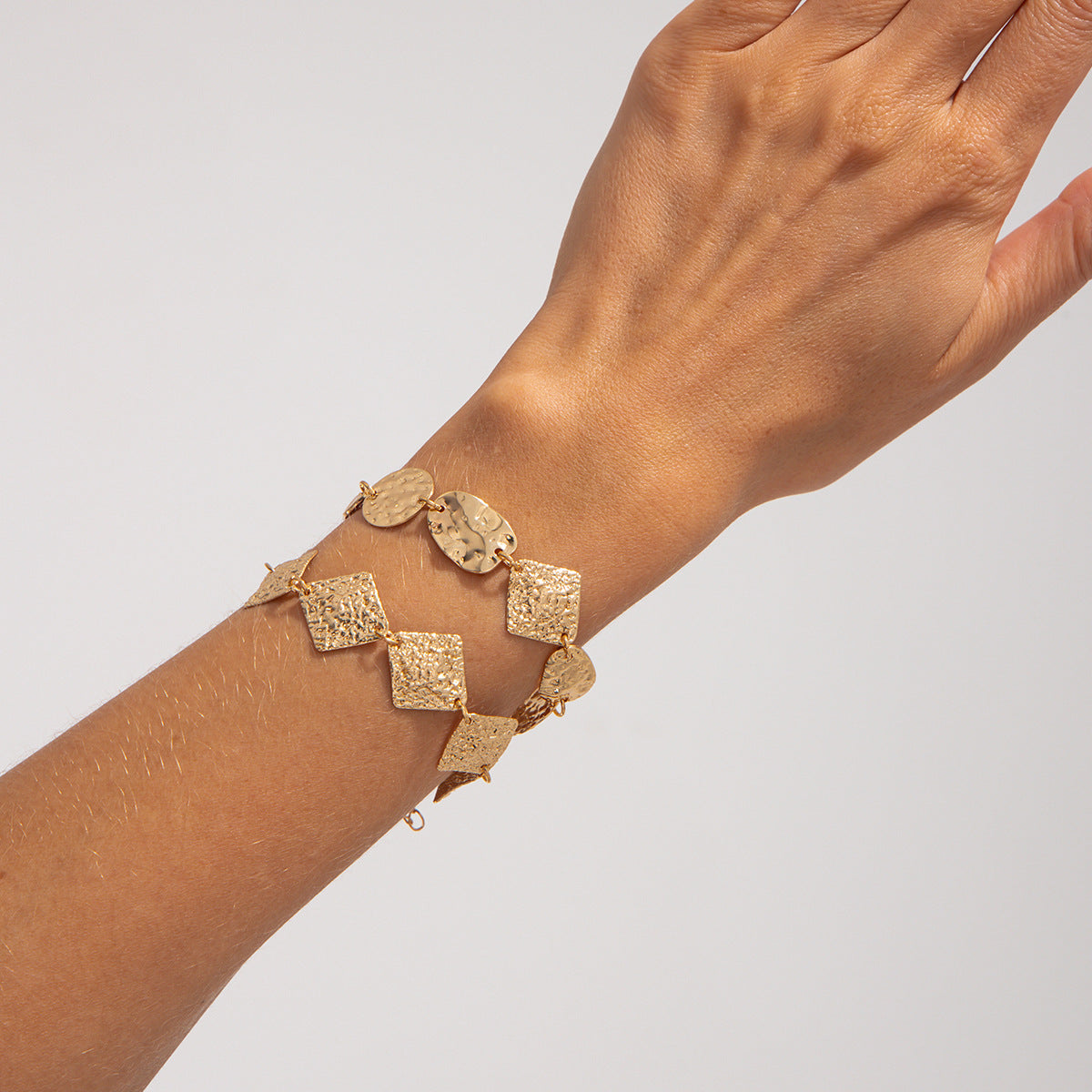 Planderful Vienna Verve Bracelet – Unique Retro Geometric Design