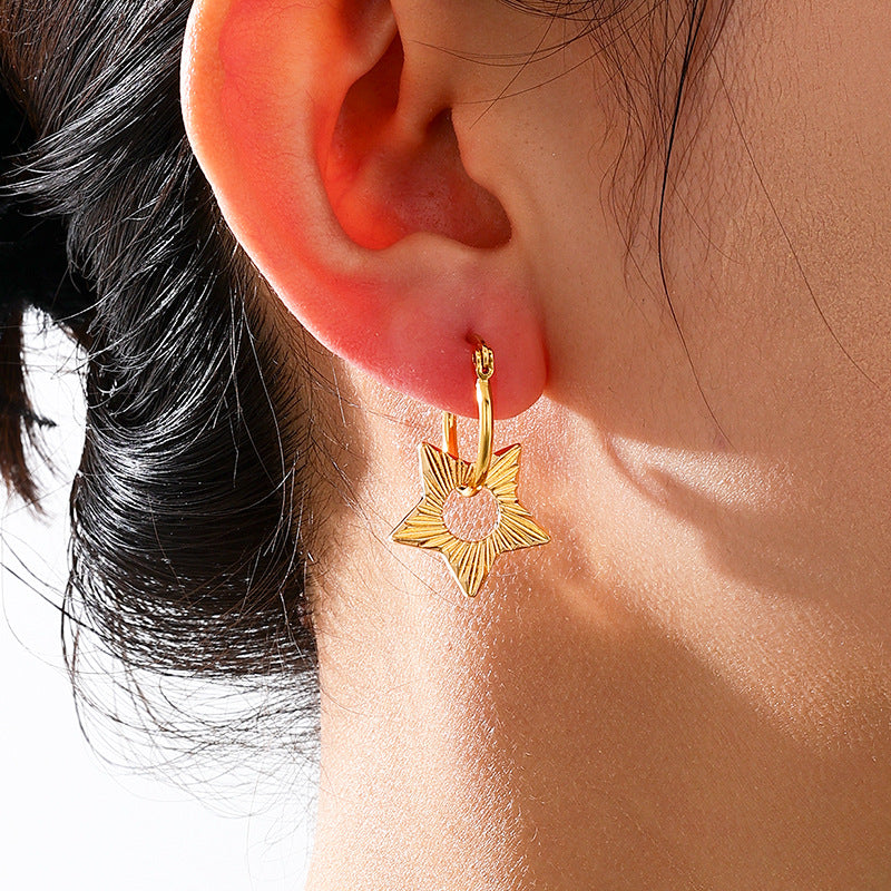 Planderful Vienna Verve Earrings – Chic Retro Metal Star Design