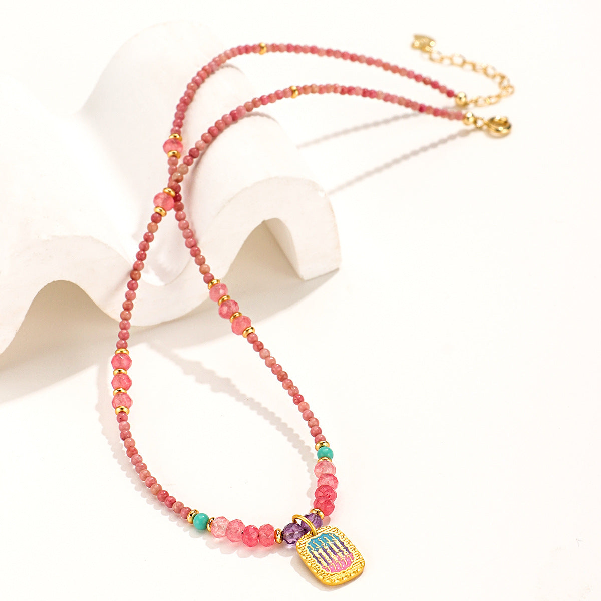 Pearl Crystal Gradient Necklace