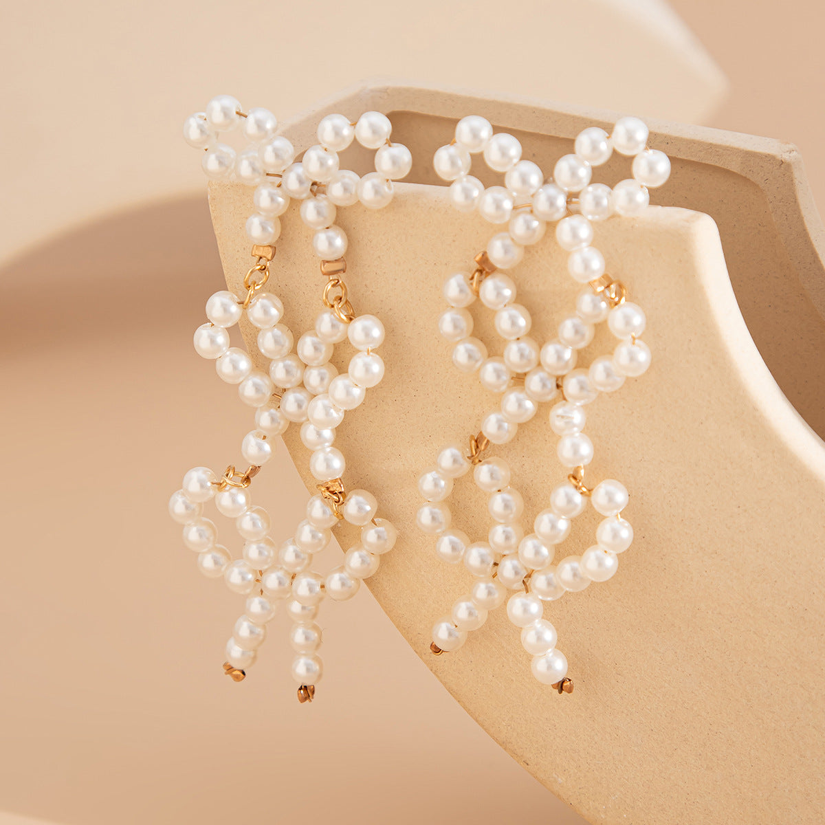 Planderful Vienna Verve Earrings – Elegant French Temperament with Imitation Pearls