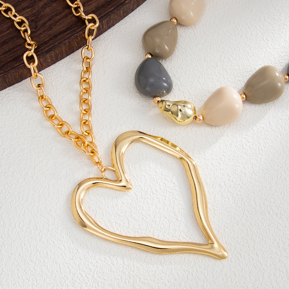 Oversized Heart Beaded Necklace Set