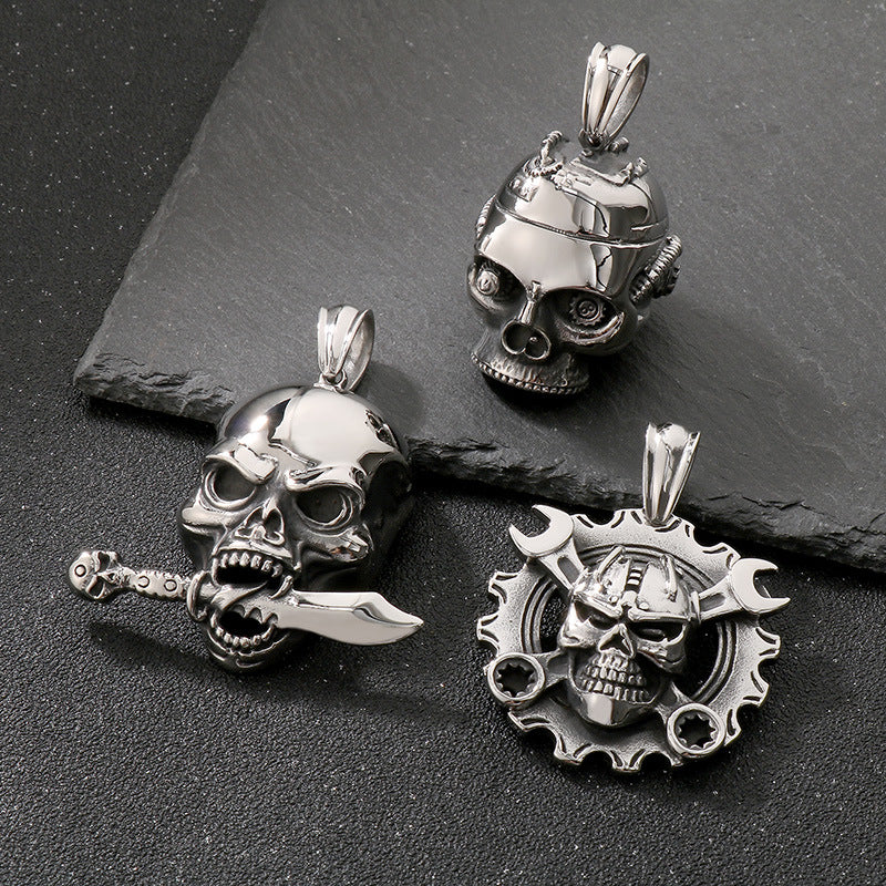 Planderful Skull Pendant Men Mechanical Pirate Necklace