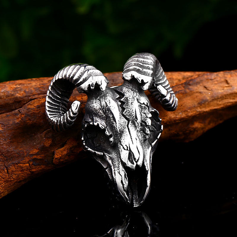 Stainless Steel Sheep Skull Men's Pendant – Animal Titanium Steel Pendant Necklace