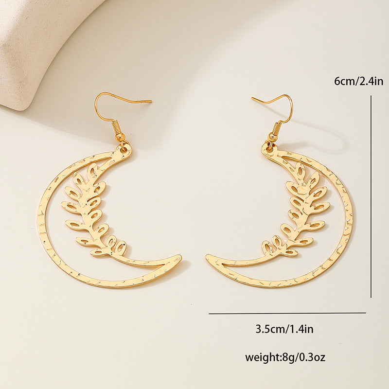 Planderful Vienna Verve Earrings – Stylish Star and Moon Design