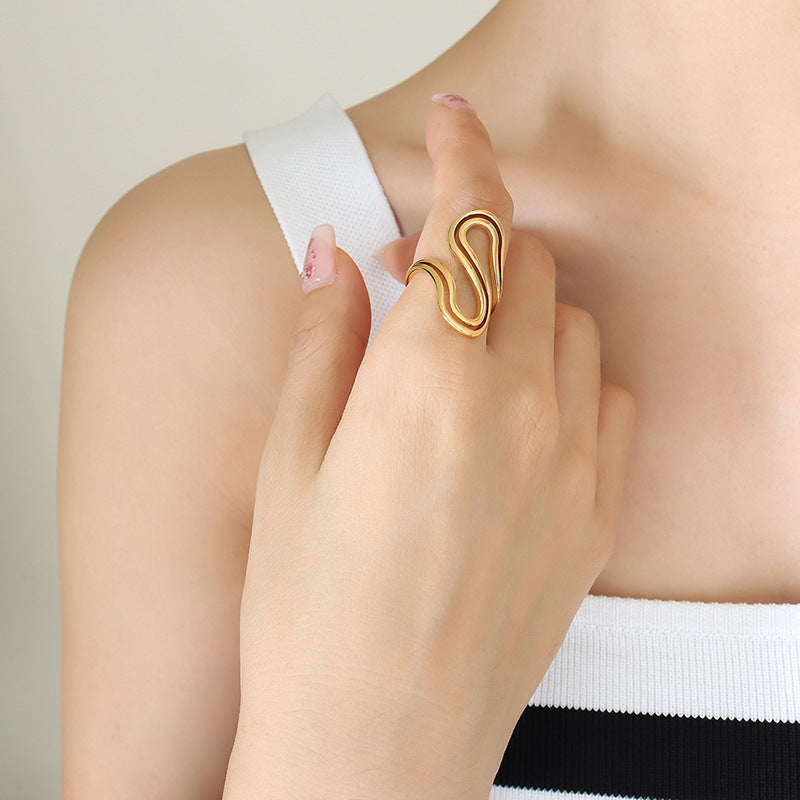 Golden S-Shaped Handcrafted Ring in European and American Style for Women