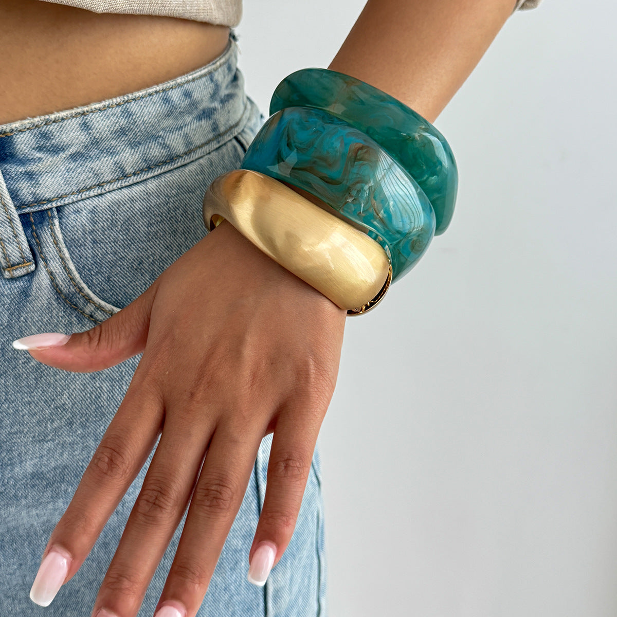 Planderful Geometric Alloy Bracelet Vienna Verve Translucent Circular Design For Women Statement Retro Chic