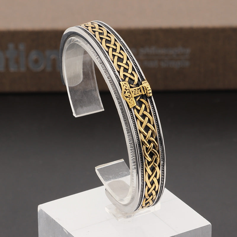 Nordic Hot-Selling Quake Stainless Steel Bracelet – Viking Triangular Knot Odin Rune