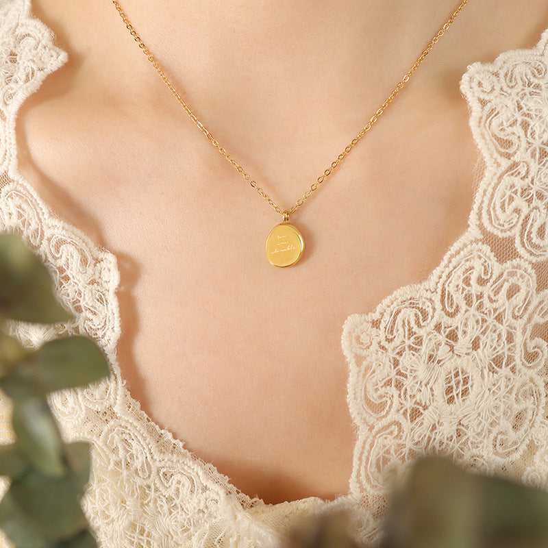 Neutral Irregular Oval Pendant Necklace with 18K Gold Plating