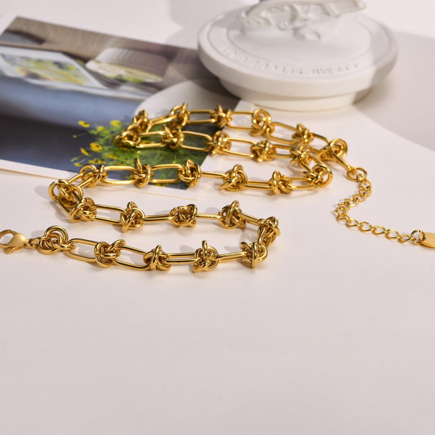 Collarbone Chain European And American Style Necklace Elegance