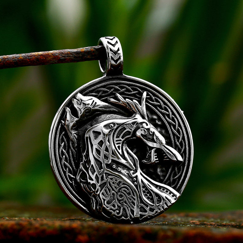 Viking Wolf Head Titanium Steel Pendant - Wholesale Celtic Knot Design for Men in Retro European and American Style