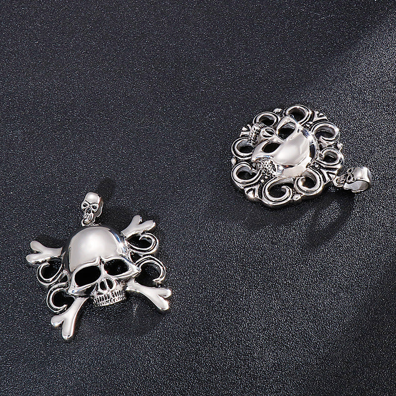 Retro Pirate Skull Men's Titanium Steel Pendant - European Charm
