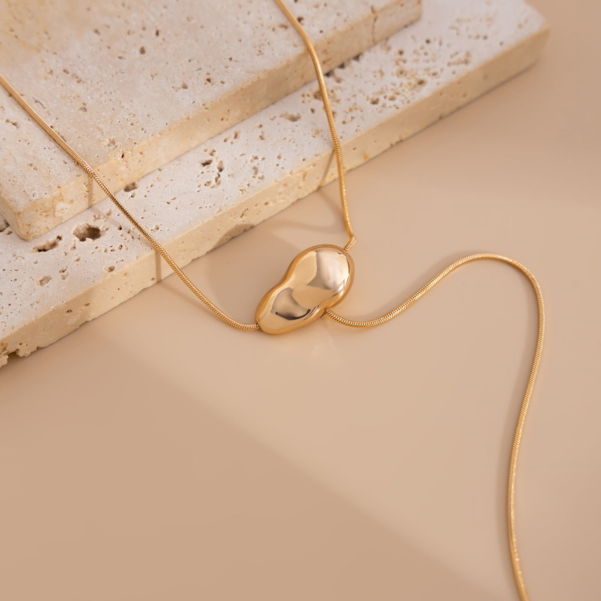 Planderful Vienna Verve Necklace – Elegant Irregular Geometric Design