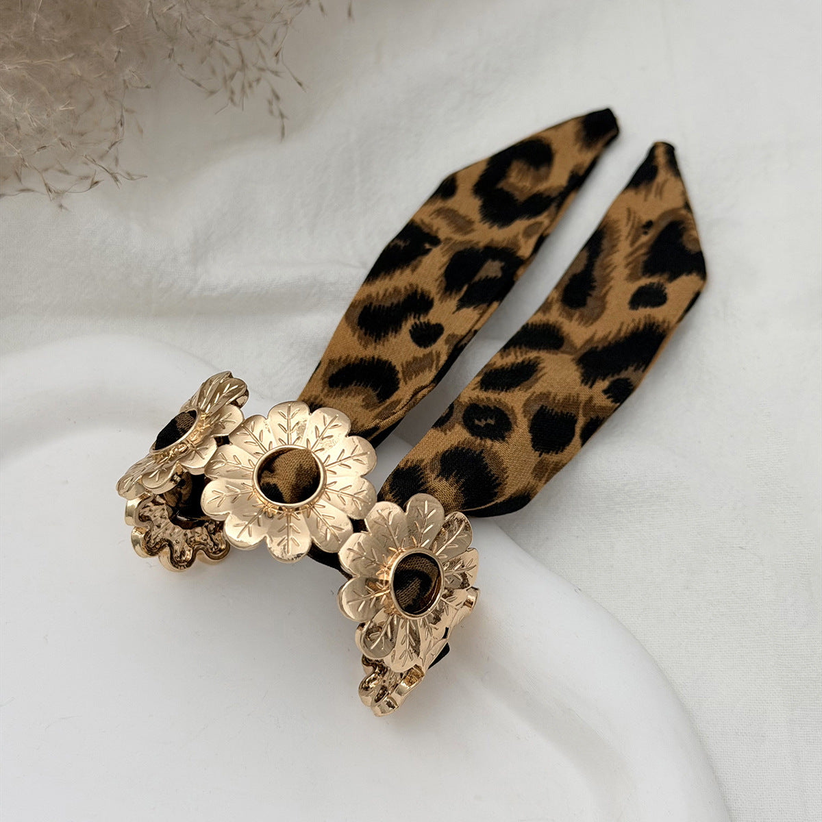 Planderful Silk Scarf Opening Bracelet Vintage Retro Gold Tone For Women Starfish Flower Engraved
