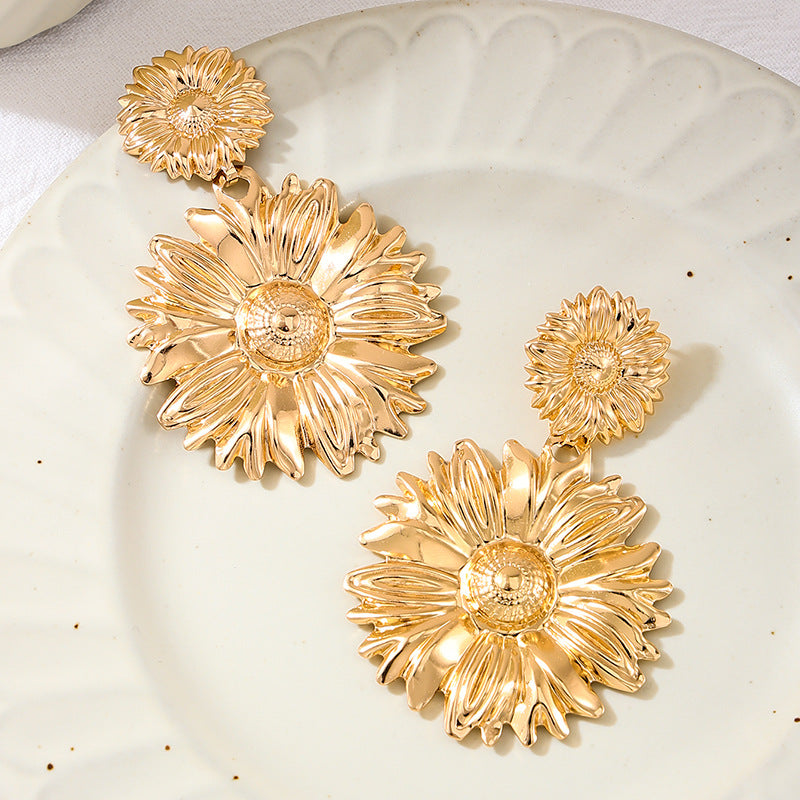 Planderful Vienna Verve Sunflower Earrings – Exaggerated Metal Design for Parties