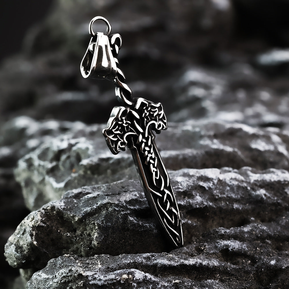European And American Retro Men's Pendant Longsword Necklace