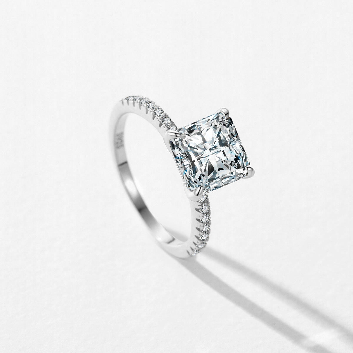 Everyday Genie Sterling Silver Zircon Ring for Women, Size 5-10