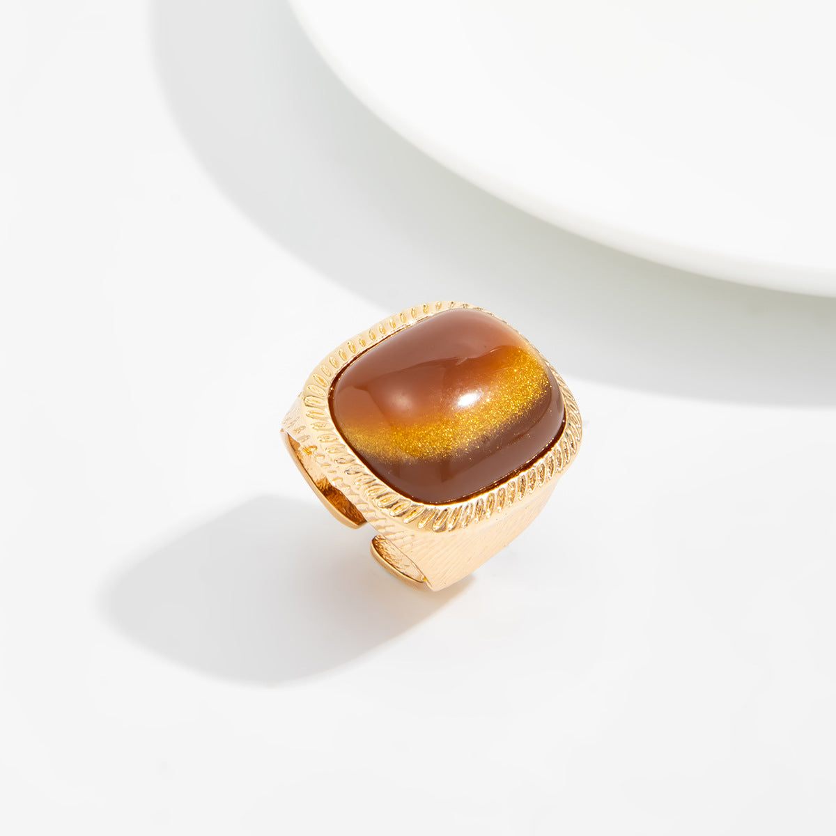 Planderful Vienna Verve Geometric Ring For Women Versatile Vintage Square Stone Statement