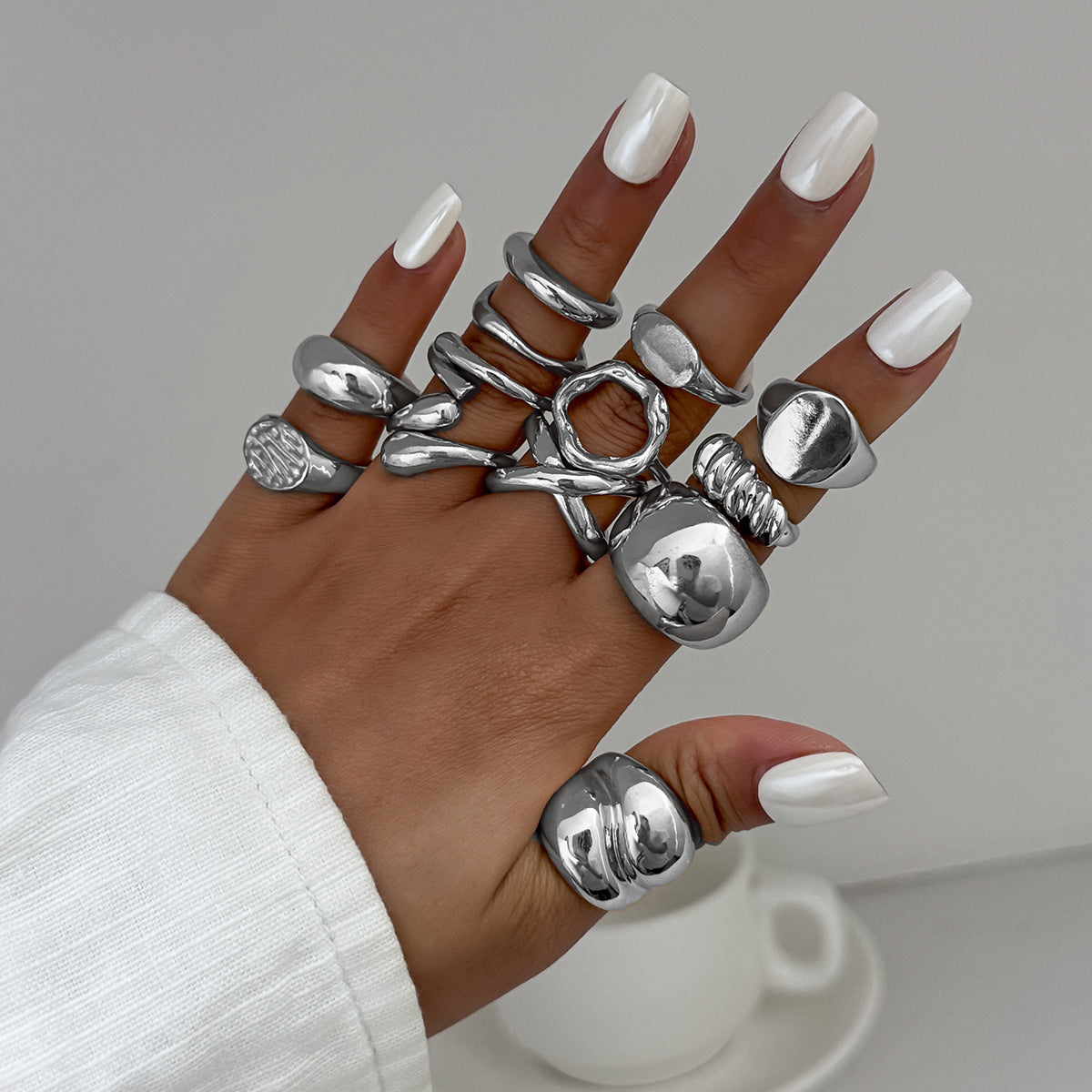 Planderful Vienna Verve Exaggerated Cross Thread Ring For Retro Geometric Statement Jewelry Unisex