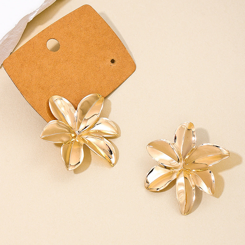 Exaggerated Floral Stud Earrings - Vienna Verve Collection