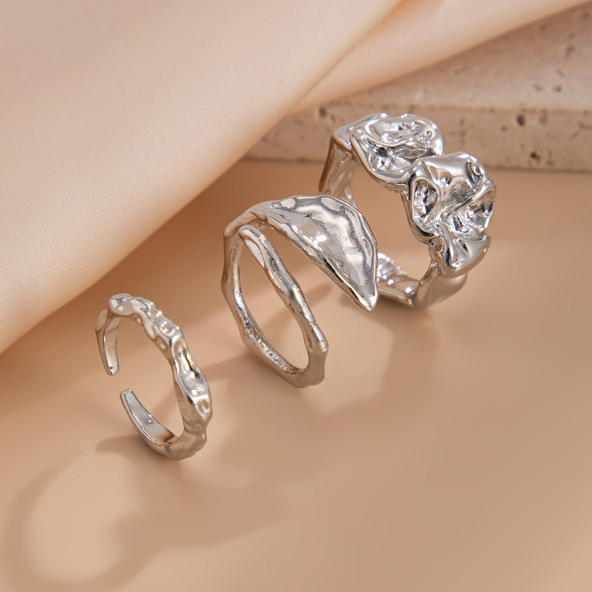Planderful Vienna Verve Ring Set – Personalized Irregular Design